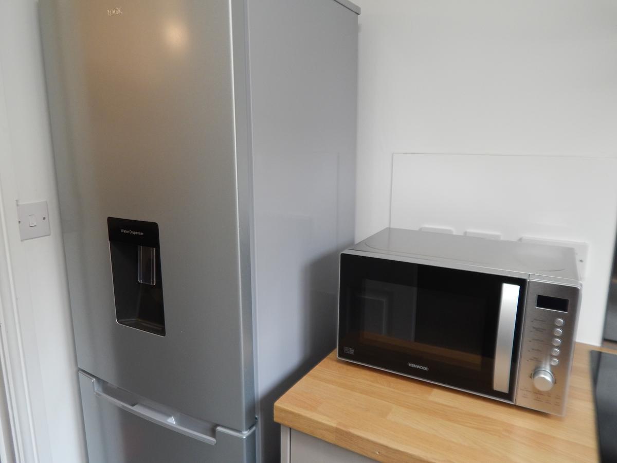 River Court Apartments Lets CBG Екстериор снимка