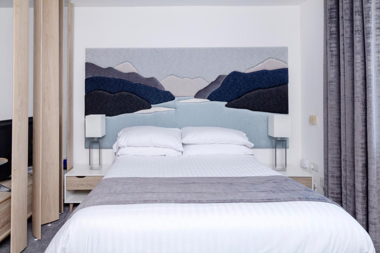 River Court Apartments Lets CBG Екстериор снимка